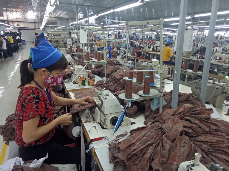 Công ty CP May Đáp Cầu đã phải dừng sản xuất đối với 2 nhà máy tại Bắc Ninh.