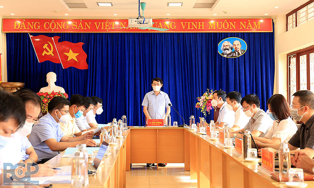 Chủ tịch UBND tỉnh Lê Ánh Dương chủ trì buổi làm việc. Ảnh: BGP/Dương Thủy