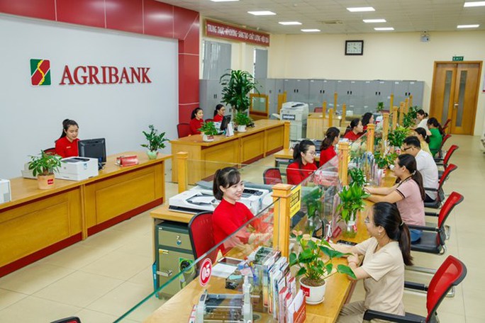 “Ông lớn” ngân hàng đầu tiên công bố triển khai gói tín dụng 120.000 tỉ đồng - Ảnh 1.