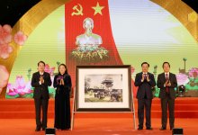 Bí thư Thành ủy Đinh Tiến Dũng chúc Tết Đảng bộ, chính quyền và nhân dân tỉnh Ninh Bình 