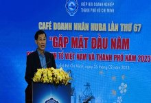 "Vua hàng hiệu" Johnathan Hạnh Nguyễn động viên các doanh nghiệp đừng hoang mang